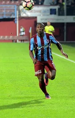 Avni Aker'de gol sesi çıkmadı!