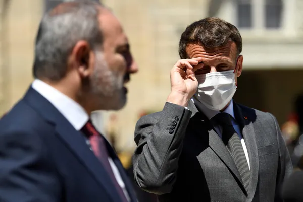 pariste-pasinyani-agirlayan-macron-haddini-asti-azerbaycan-ordusu-ermenistanin-egemen-topraklarini-terk-etmeli-1622550949668.jpg Paris'te Paşinyan'ı ağırlayan Macron haddini aştı: Azerbaycan ordusu Ermenistan'ın egemen topraklarını terk etmeli-5