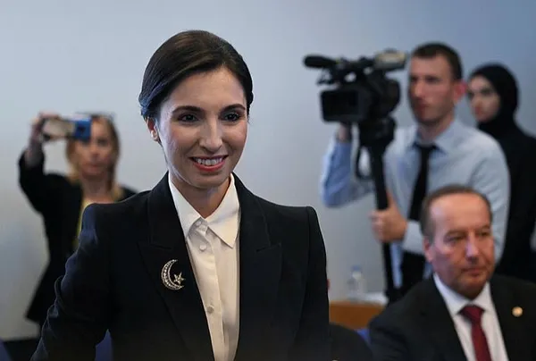 tcmb-baskani-hafize-gaye-erkan-fed-baskani-jerome-powell-ile-bir-araya-geldi-1697122560772.jpeg TCMB Başkanı Hafize Gaye Erkan FED Başkanı Jerome Powell ile bir araya geldi-2