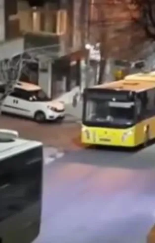 Son dakika: İstanbullunun İETT imtihanında yeni perde! Sultangazi'de 2 İETT yolda kaldı