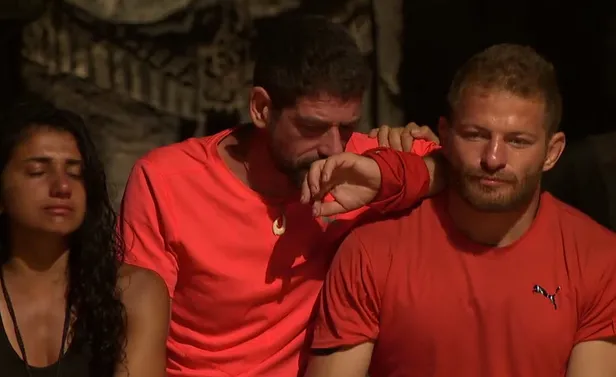 survivor-cemal-diskalifiye-mi-oldu-neden-ayrildi-herkesi-yikan-olay-cemal-hunal-kimdir-kac-yasinda-ve-nereli-1611263077113.jpg Survivor Cemal diskalifiye mi oldu, neden ayrıldı? Herkesi yıkan olay! Cemal Hünal kimdir, kaç yaşında ve nereli?-2