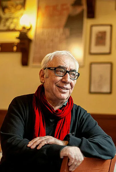 hababam-sinifinin-badi-ekremi-sener-senin-kiz-kardesi-bakin-hangi-oyuncu-cikti-hercai-keloglan-derken-yillarca-1700386713295.jpg Hababam Sınıfı’nın Badi Ekrem’i Şener Şen’in kız kardeşi bakın hangi oyuncu çıktı! Hercai, Keloğlan derken yıllarca onu izlemişiz...-7
