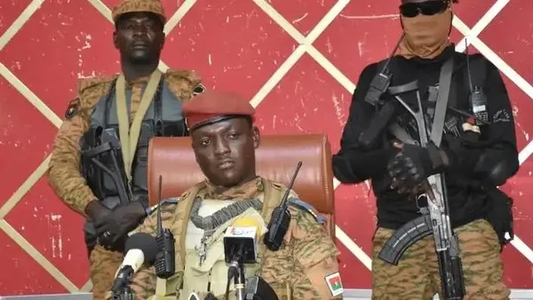 fransada-senatorlerden-macrona-afrika-mektubu-parisin-vizyonu-coktu-1691529132547.jpeg Fransa'da senatörlerden Macron'a Afrika mektubu: Paris'in vizyonu çöktü!-7