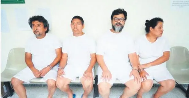 El Salvador'da yolsuzluğa karışan 5'i kadın 15 kamu görevlisi iç çamaşırıyla ifşa edildi