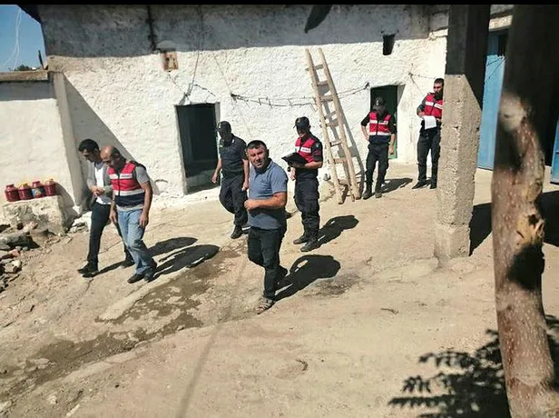 Şizofren koca dehşet saçtı! Eşini 27 yerinden bıçakladı-2