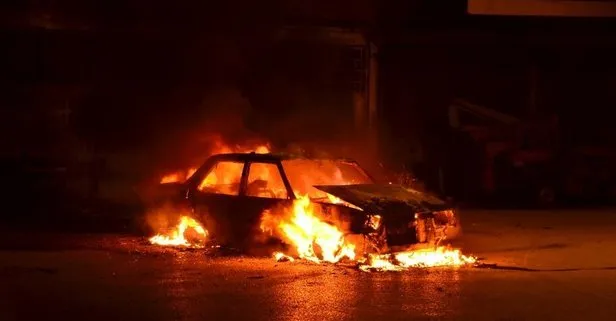 Samsun’da bir şahıs arıza yapan aracını benzin döküp yaktı