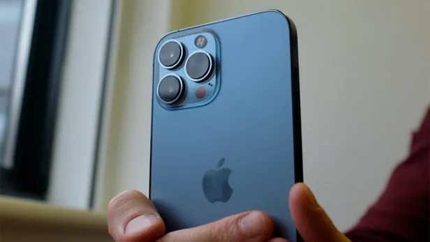 apple-2022-yeni-guncel-fiyat-listesi-apple-zam-mi-geldi-son-dakika-apple-ne-kadar-zam-geldi-iphone-13-airpods-1646770260770.jpg Apple zam mı geldi son dakika? Apple ne kadar zam geldi? Apple 2022 yeni, güncel fiyat listesi: iPhone 13, AirPods Pro...-2