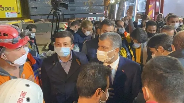 İzmir depreminin kahramanları o anları böyle anlattı: Mutluluktan kendimizi kaybettik-4