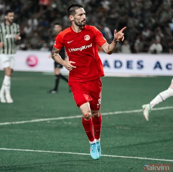 Spor yazarlarından Fenerbahçe - Ümraniyespor maçı değerlendirmesi! - 39