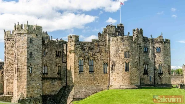 Dokunmayın, Koparmayın, Tatmayın Uyarısı 🔹Turlar Başlarken Rehberler, Ziyaretçilere Kesin Kurallar Hatırlatıyor: Bitkilere Dokunmak, Koparmak Ya Da Tadına...