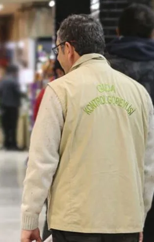 Karabiber yerine ağaç kabuğu, fıstık yerine bezelye! Gıda teröristlerinden şeytanın aklına gelmeyecek yöntemler