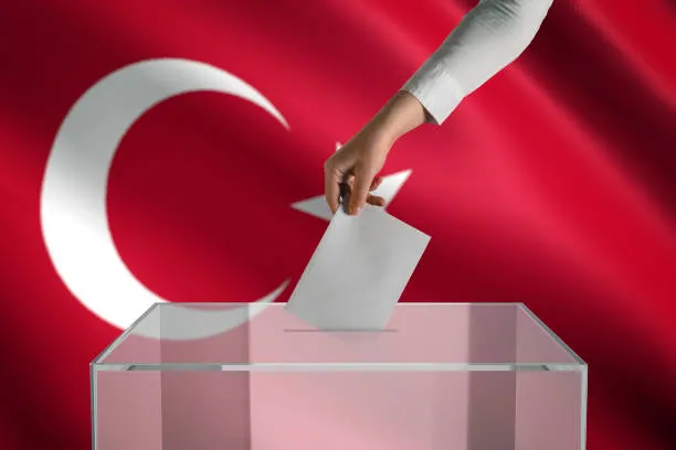 SEÇMEN KAĞIDI götürmek zorunlu mu? 14 Mayıs OY VERME SAATLERİ! Sandıklar kaçta açılacak, kapanacak? EHLİYETLE oy kullanılır mı-5