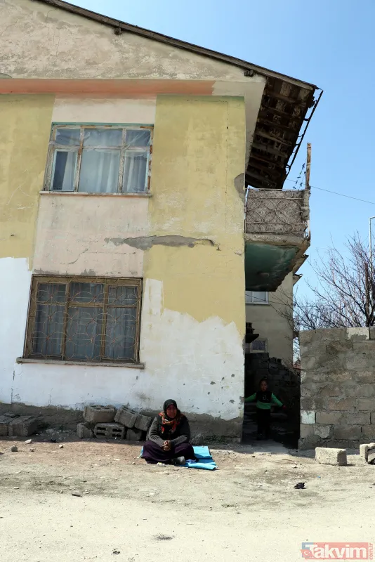 Bu acıya yürek dayanmaz! 4 yıl arayla iki kızı da kayboldu - 9