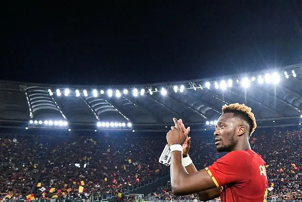 UEFA Avrupa Ligi ve Konferans Ligi'nde gecenin sonuçları ile birlikte finalistler de belli oldu-6