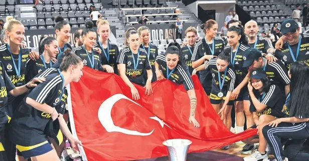 Fenerbahçe Kadın Basketbol Takımı, FIBA Süper Kupa maçında ASVEL’i devirip şampiyon oldu!