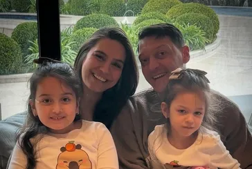 3. kez anne olan Amine Gülşe’den kızı Elisa ile yeni kare: Mis kokulu minikim