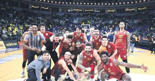 Cimbom Fener’e abone