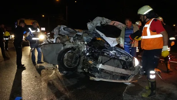 Isparta'da feci kaza! Ortalık savaş alanına döndü-5