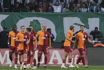 Galatasaray’da ayrılık üstüne ayrılık!
