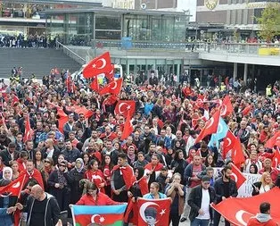 İsveç ve Almanya’da teröre lanet yağdı