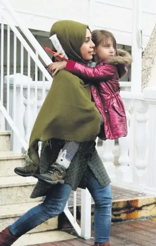 Jandarma, Rus annenin aradığı çocuklarını bulmak için mevsimlik işçi olmuş