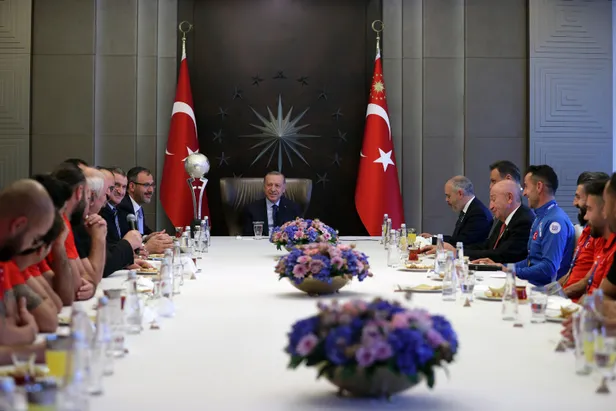 Başkan Erdoğan, Ampute Milli Takımını kabul etti-1