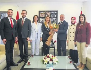 Siyasette bayram havası