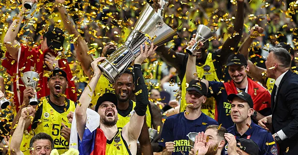 Marko Guduric'in ayrılığını Nigel Hayes-Davis duyurdu!