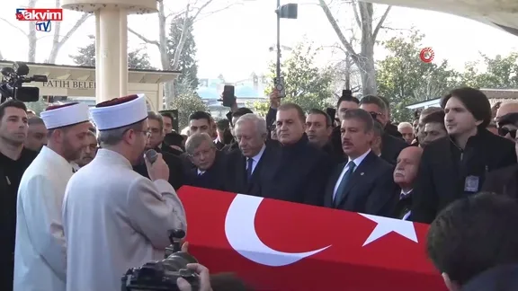 Türk tarihinin dev çınarı İlber Ortaylı'ya veda: Cenaze töreni havadan görüntülendi