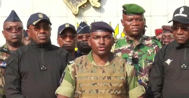 Gabon’daki askeri müdahale sonrası Kamerun ve Ruanda’da darbe paniği: Komuta kademesi değişti