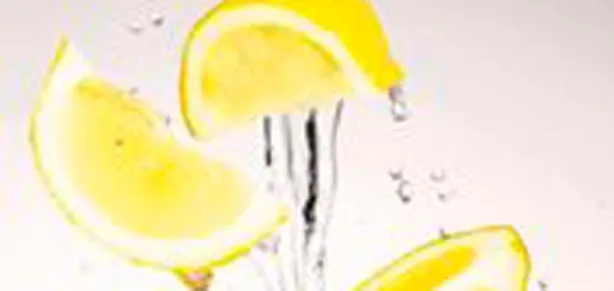 Pas lekesine limon sıkın