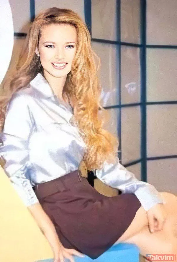 Frikik vermemek için bu kez kendi sansürledi! Ebru Polat'tan araç içinde olay poz! - 49