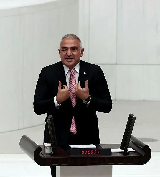 turkiyeden-bir-rekor-daha-kultur-ve-turizm-bakani-mehmet-nuri-ersoy-duyurdu-1639423515003.jpeg Türkiye'den bir rekor daha! Kültür ve Turizm Bakanı Mehmet Nuri Ersoy duyurdu-5