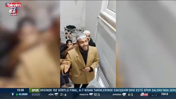 Celal Karatüre ve "Kâbe'de hacılar" akımı