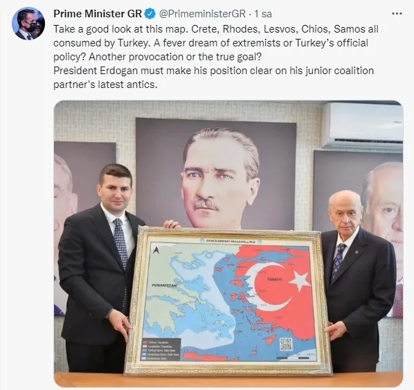 devlet-bahceliye-hediye-edilen-resim-yunani-cildirtti-1657535223789.jpg Devlet Bahçeli'ye hediye edilen resim Yunan'ı çıldırttı-5