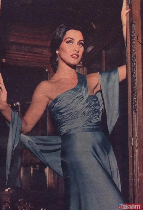 Müge Anlı da lepiska saçlarıyla '20'li yaşlar challenge' akımına uydu! Güzelliğiyle mest eden Müge Anlı'nın gençliği ve Esra Erol... - 39