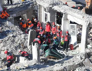 Son dakika: AFAD Elazığ ve Malatya depremi mağdurları için toplanan parayı açıkladı