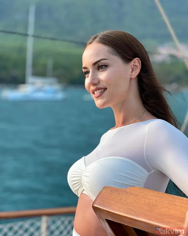 Fahriye Evcen’in tekne pozları ortalığı kasıp kavurdu: Hangi birini beğeneceğimi şaşırdım! - 9