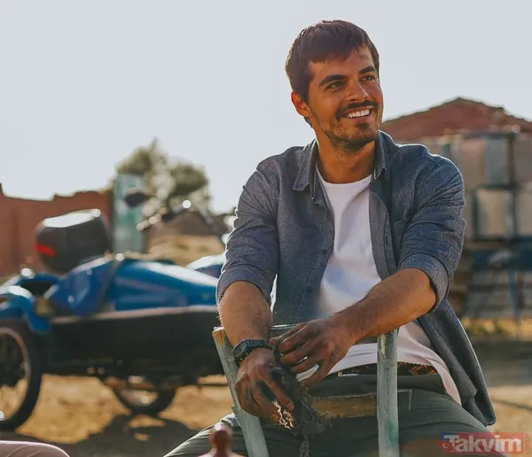 Gönül Dağı'nın Taner'i Berk Atan’ın halası bakın hangi ünlü çıktı! Gülsim Ali İlhan’ın partneri meğer o mankenin yeğeniymiş... - 23