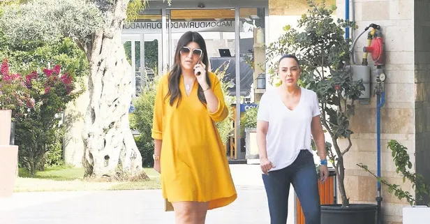 Ebru Gündeş'ten tatıl arası iş