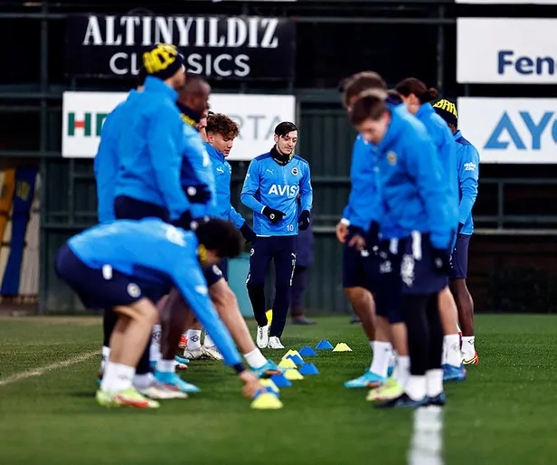 fenerbahce-hatayspor-canli-mac-izle-fenerbahce-atakas-hatayspor-maci-canli-izle-bedava-kesintisiz-sifresiz-1645372080237.jpg Fenerbahçe - Hatayspor canlı maç izle! Fenerbahçe Atakaş Hatayspor maçı canlı izle bedava kesintisiz şifresiz!-2