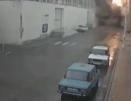 Gence’deki saldırı güvenlik kamerasına yansıdı!