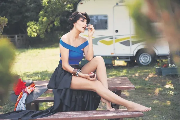 coronavirusle-kovid-19-ilgili-unlulerden-panik-yok-cagrisi-1583962954782.jpeg Coronavirüsle (Kovid-19) ilgili ünlülerden ‘panik yok’ çağrısı! Koronavirüsten nasıl korunuyorlar?-2