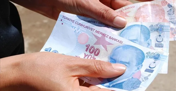 Kardeşini bayramda 7 bin lira için öldürdü