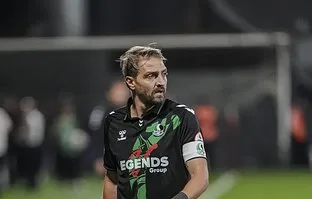 Caner Erkin 6 maç ceza aldı!