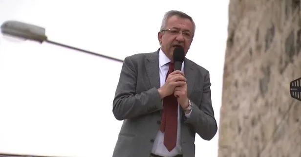 CHP'de yeni 'Gel bakalım Muharrrem' vakası! Engin Altay CHP Genel Başkanı Özgür Özel'i 'Çırağım' diyerek kürsüye çağırdı