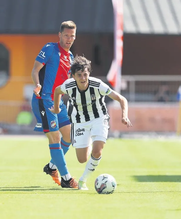 trabzonspor-dunyanin-en-iyi-tac-antrenoru-thomas-gronnemark-ile-anlasti-1658532911946.jpeg Trabzonspor dünyanın en iyi taç antrenörü Thomas Gronnemark ile anlaştı-6