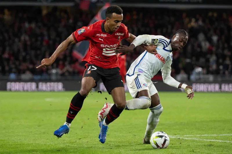 Galatasaray'ın yıldızı İngiltere'ye uçtu! Ada basını görüşeceği takımları yazdı - 8