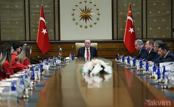 Başkan Erdoğan kabul etti! Başarılı sporcular Cumhurbaşkanlığı Külliyesi'nde - 6
