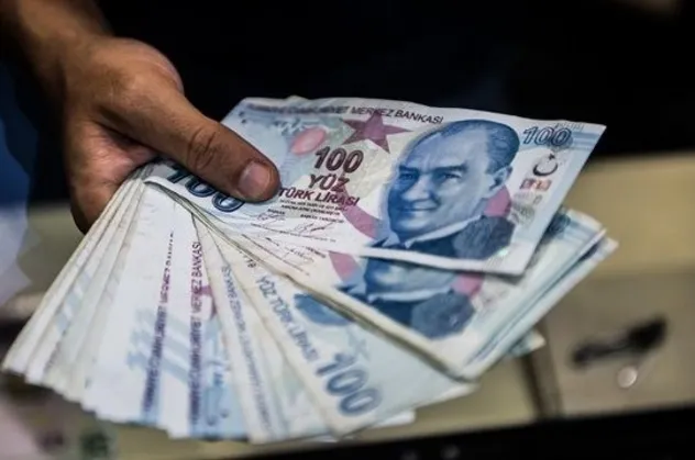 Deri mühendisliği bölümünü seçenlere aylık 2 bin 20 lira burs